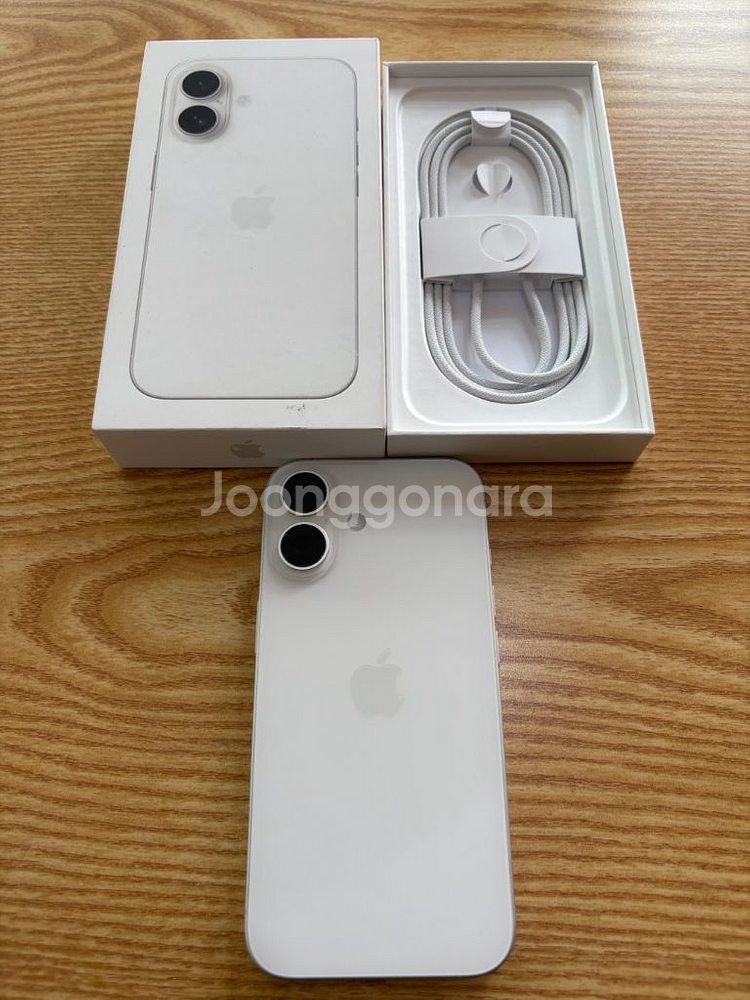 아이폰16 128G 화이트 S급--0