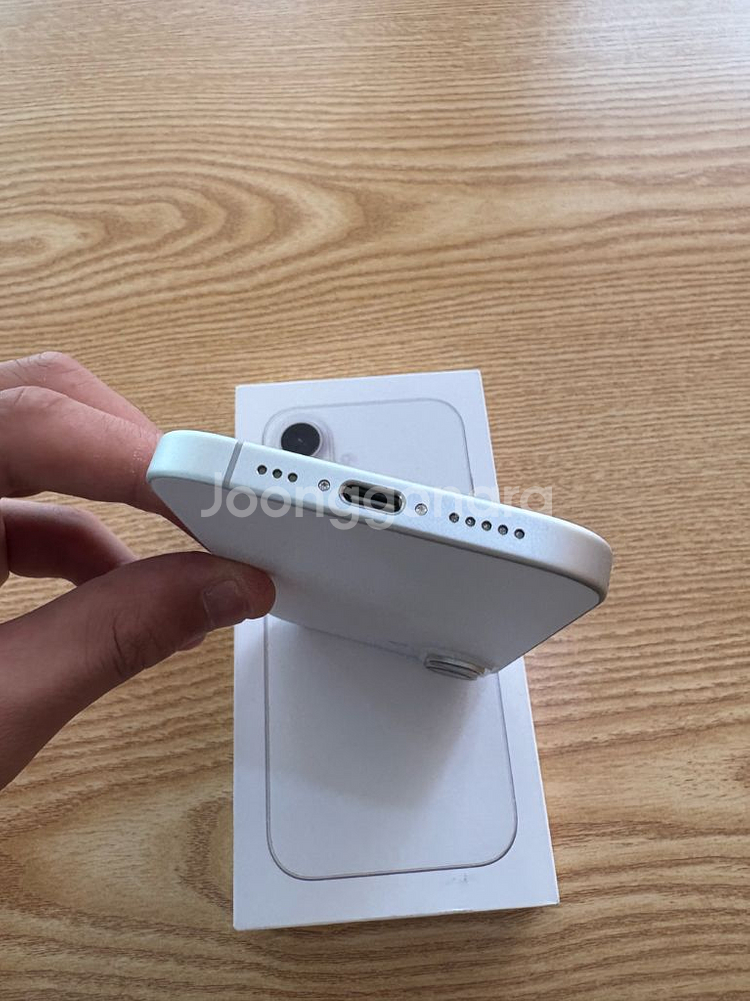 아이폰16 128G 화이트 S급--8