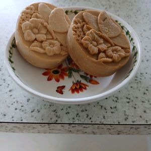 머리. 목욕 하는수제비누