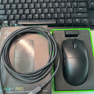 레이저 바이퍼 v3 pro 바브삼 마우스 블랙
