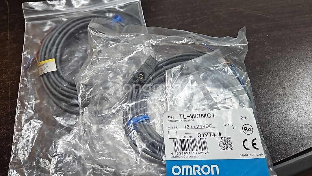 omron tl-w3mc1 센서--0