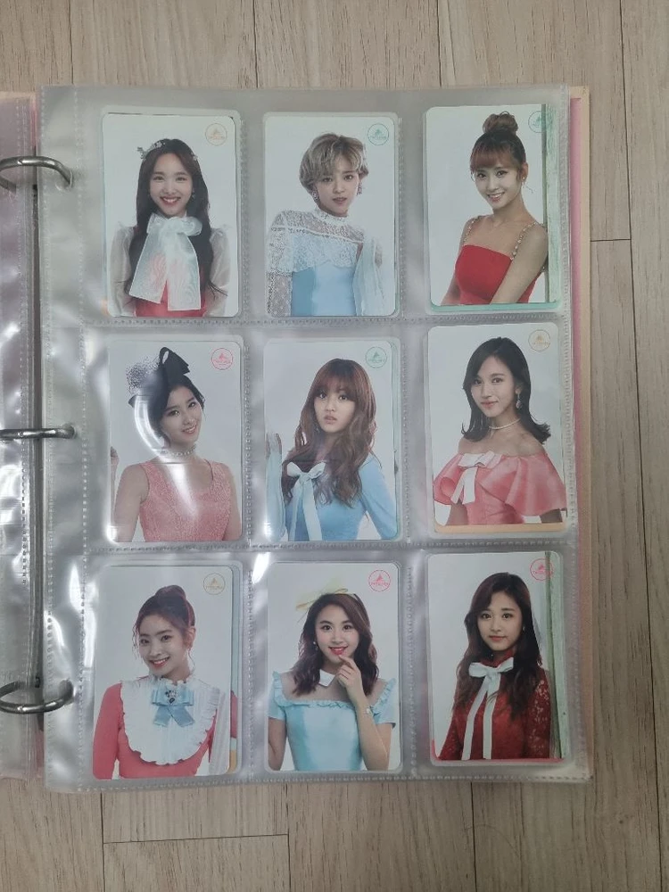트와이스 랜드 2017년 첫콘서트 공식 포카 이미지