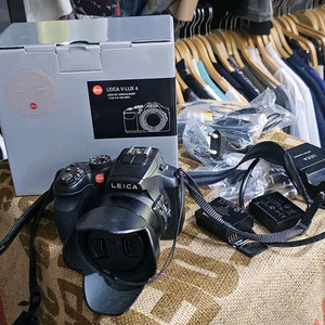 라이카. LUX4