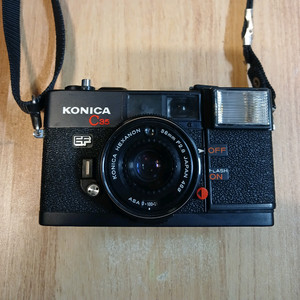 KONICA C35 EF 단랜즈필림카메라