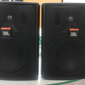JBL 컨트롤 25 스피커