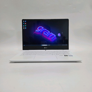 A엘지노트북 i5 가벼움의끝/920g/그램/gram
