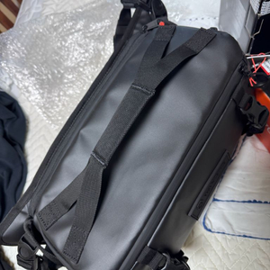 원더드 슬링백 9L 판매합니다