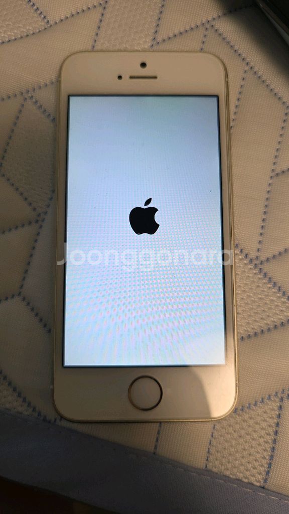 아이폰 5s (SKT) 32GB ios 9.2.1(소장--8