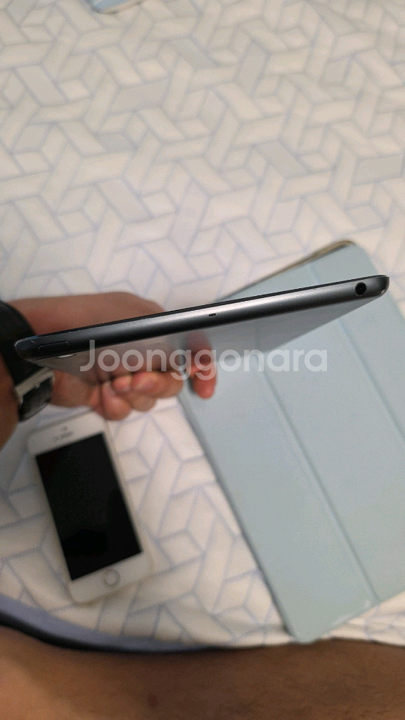 아이패드 미니1 (16GB) 와이파이 버전--3