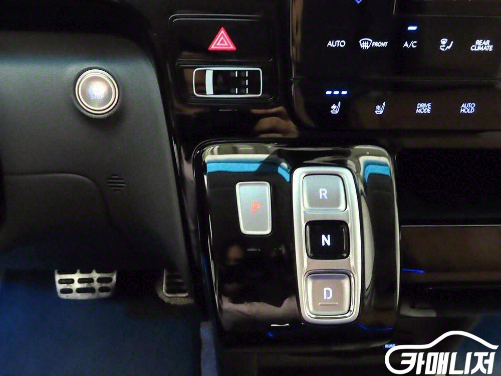 [현대]스타리아 2WD 디젤 라운지 7인승 인스퍼레이션 이미지