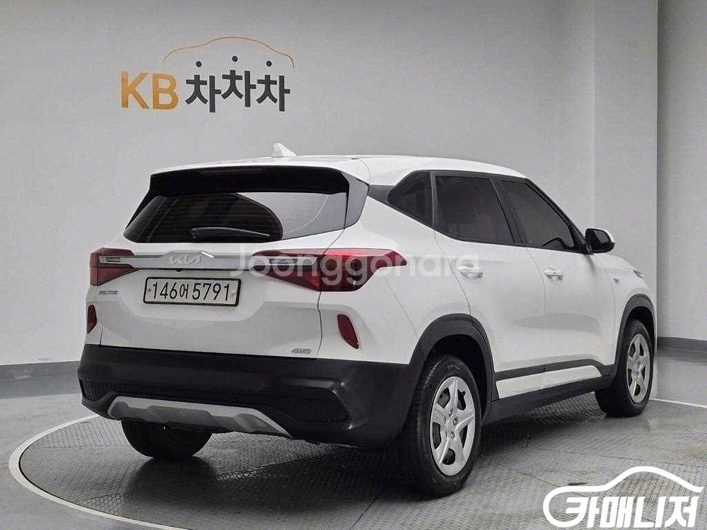 [기아]셀토스 디젤 1.6 4WD 트렌디 (5인승) #--2
