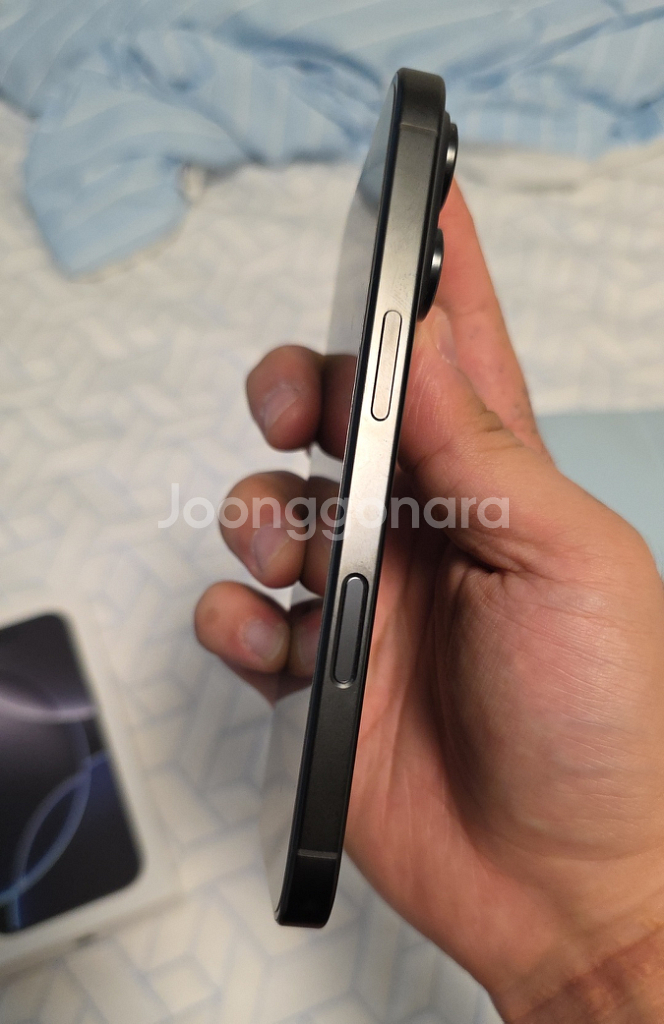 아이폰 16 Pro (128GB) 팝니다--2