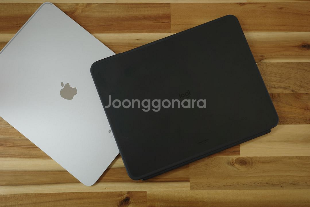 아이패드 프로 13 M4 256GB 실버--2