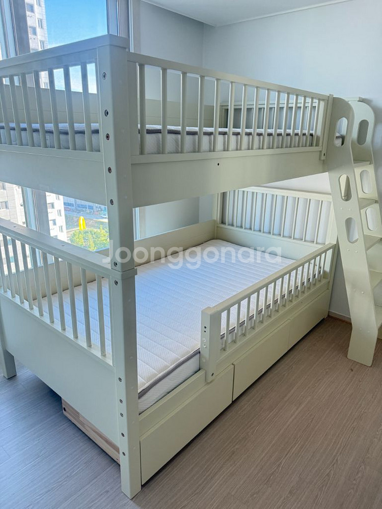 우드몽드 화이트 원목 2층침대--0