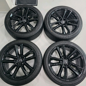 아우디 A7 55TFSI 순정 20인치 휠타이어(중고)