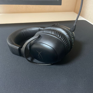 하이퍼엑스 클라우드 3 게이밍 무선 헤드셋 팝니다