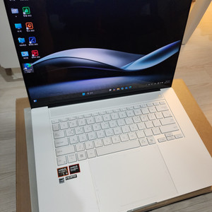 ASUS 젠북S 16 OLED(라이젠AI 9)단순개봉급