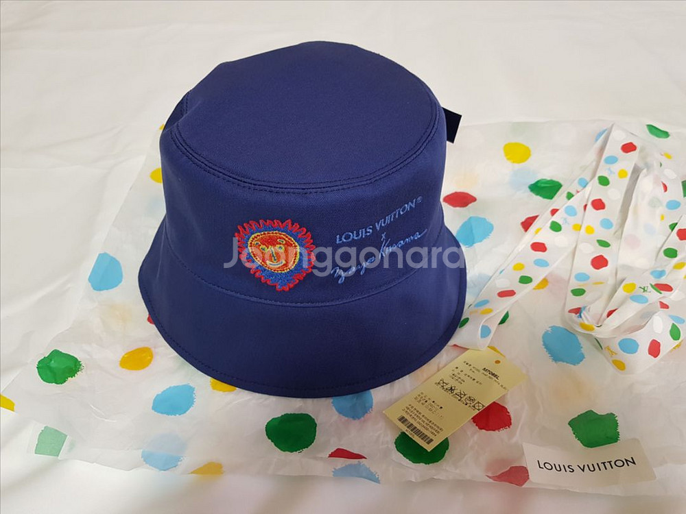 루이비통 쿠사마야요이 리버서블 버킷햇--2