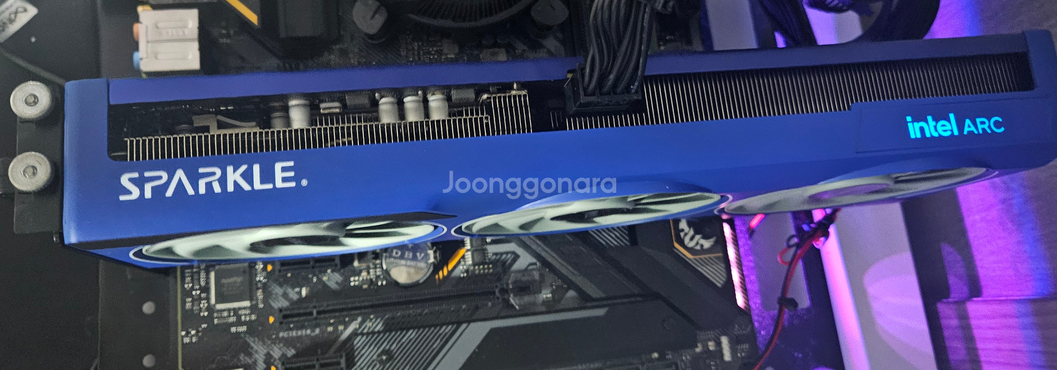 인텔 타이탄 Arc b580 그래픽카드--2