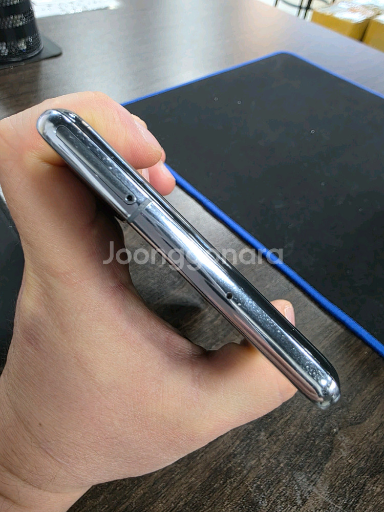 갤럭시S10.5G 256G 무잔상 최저가 중고폰--3