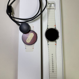 갤럭시 워치7 (블루투스 40mm) - 본체 갈아서 새