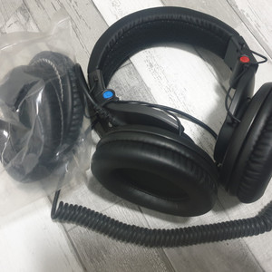 슈어 SHURE SRH840 판매합니다!ㅎㅎ