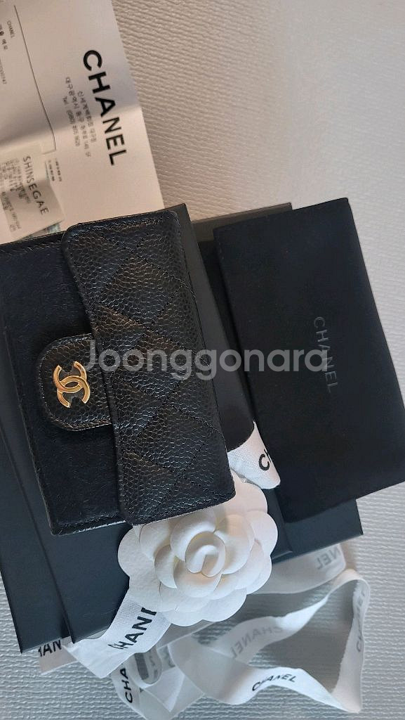 (새상품)샤넬 클래식 똑딱이 금장 지갑--0