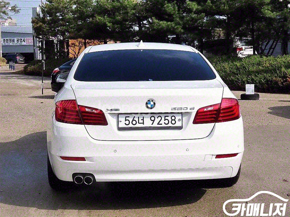 [BMW]5시리즈 (F10) 520d xDrive #앱--3