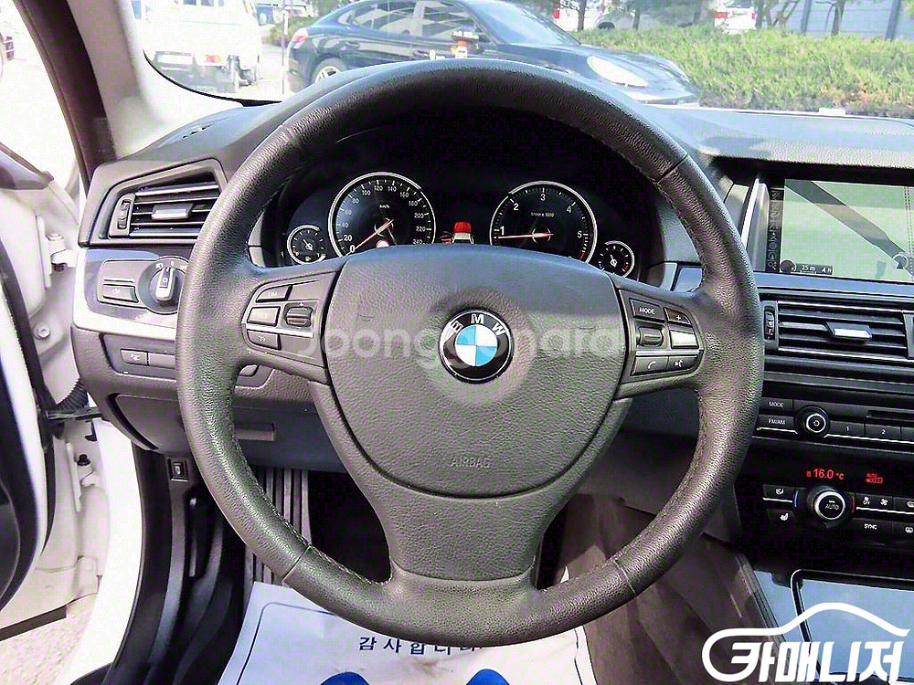 [BMW]5시리즈 (F10) 520d xDrive #앱--7
