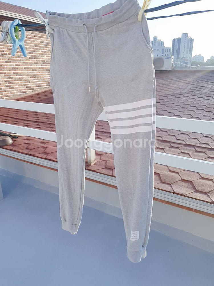 톰브라운 긴바지 조거팬츠--0