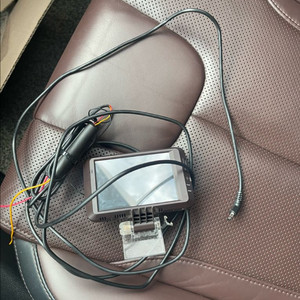 LX300 파인뷰 전방 블랙박스 판매 합니다. 2018