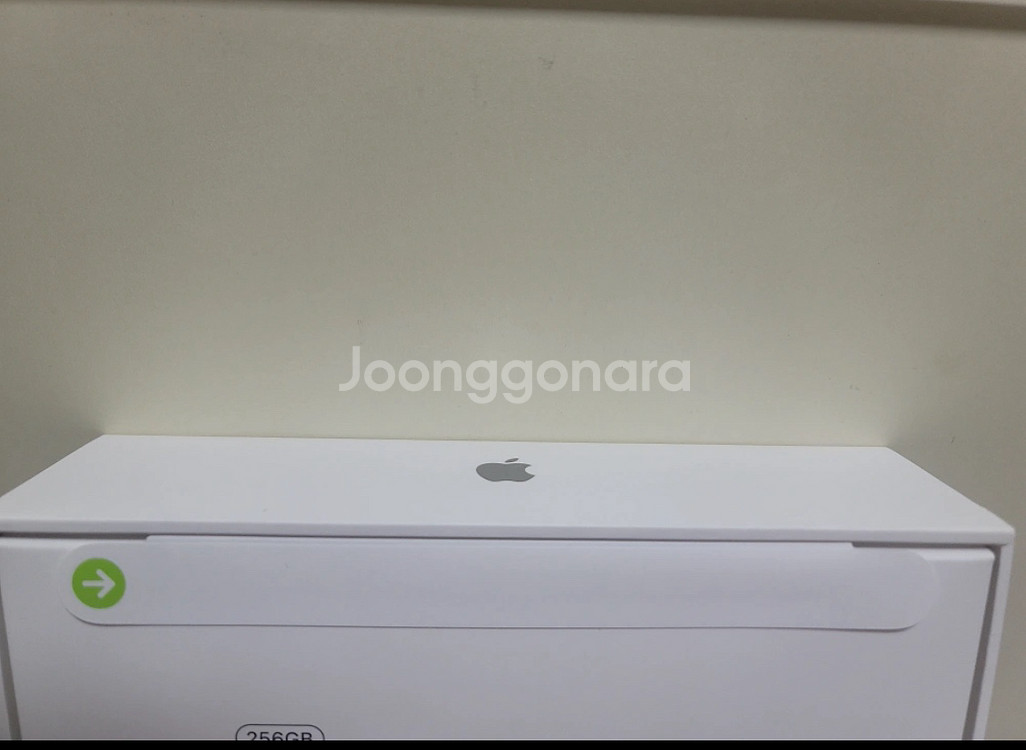 아이패드 프로 11 M4 256GB 미개봉 새상품--1