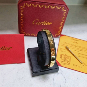 까르띠에 러브 앵끌루 <새상품>