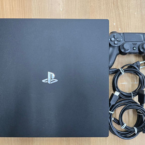# 플스4(PS4)프로 CUH-7218B 1TB 판매.