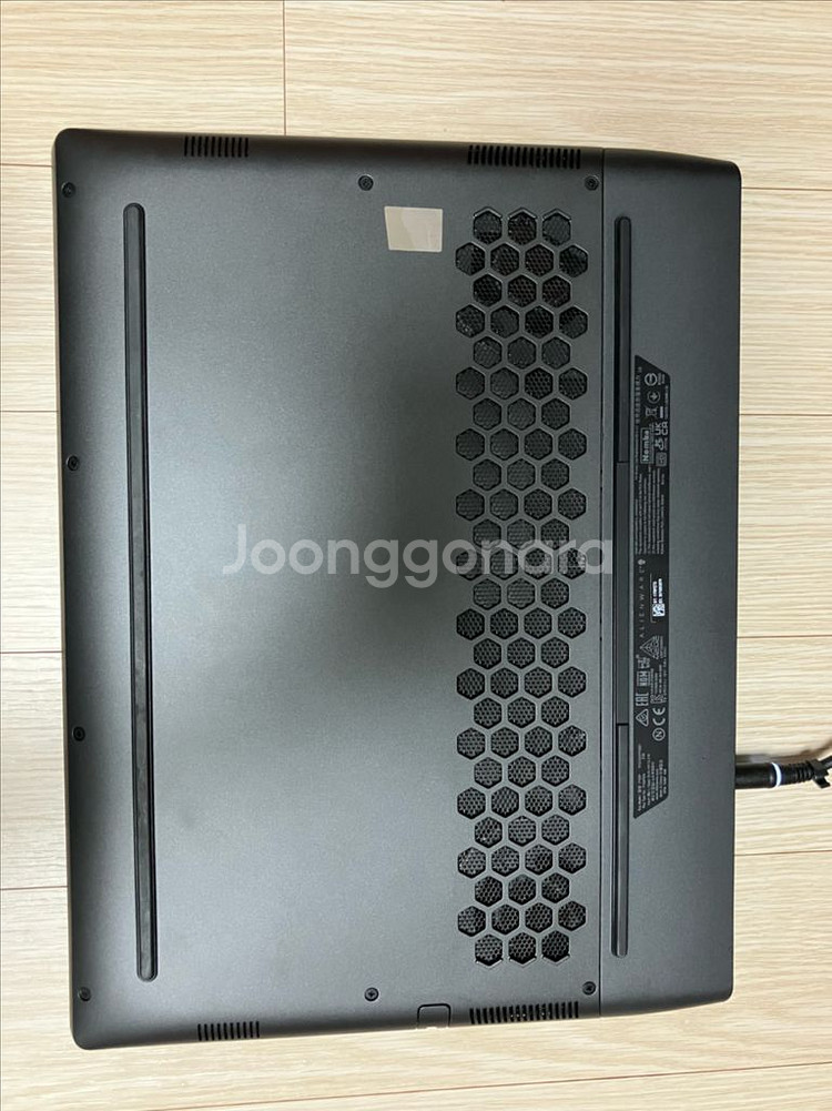 DELL Alienware m15 R7 게이밍--2