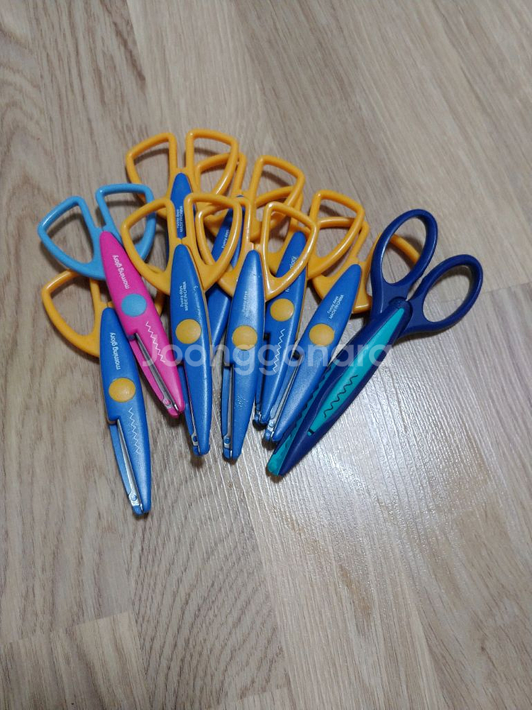 핑킹가위9개--0