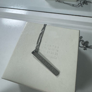 메종 마르지엘라 넘버링 목걸이