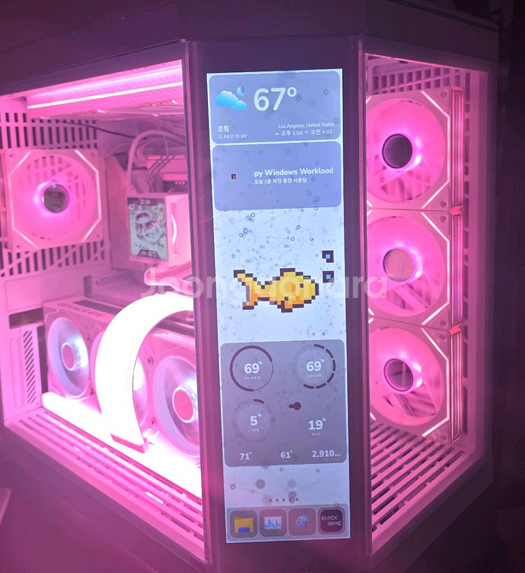 9800X3D 5080 Y70 새본체 팝니다--0