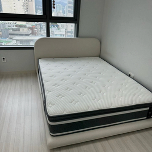 퀸 침대 매트리스