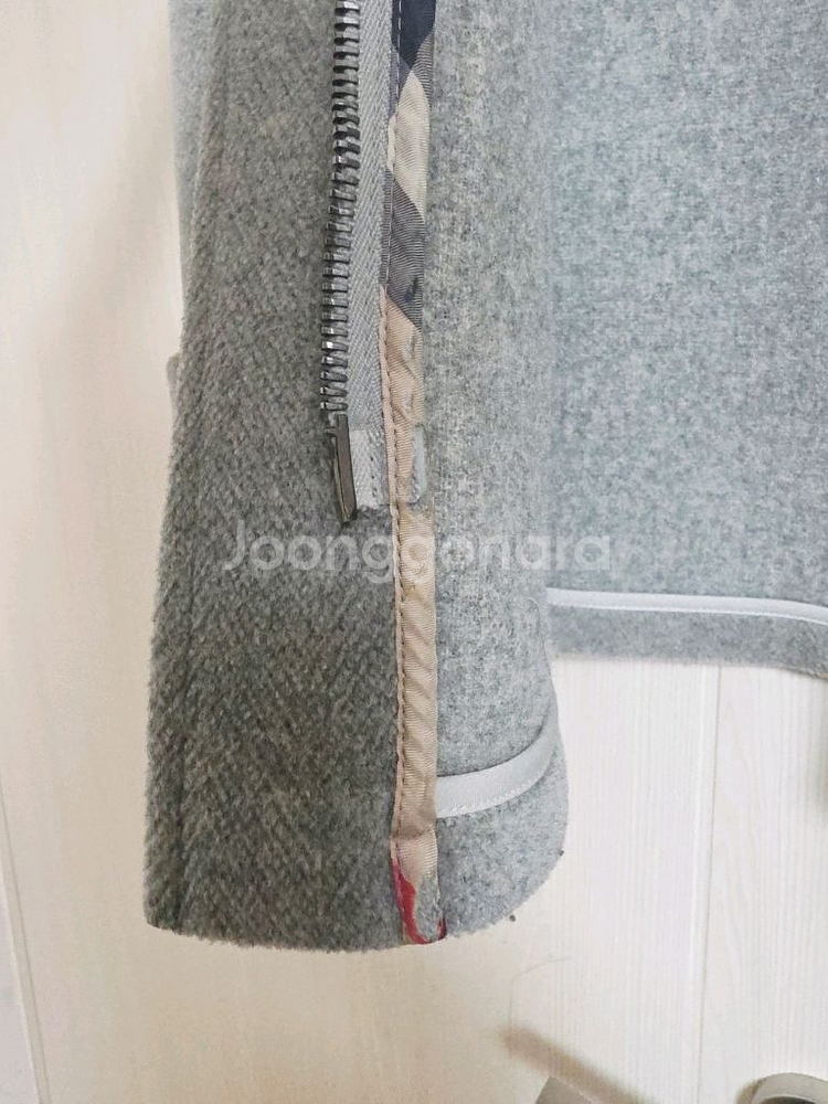 버버리런던 떡볶이 후드코트--6