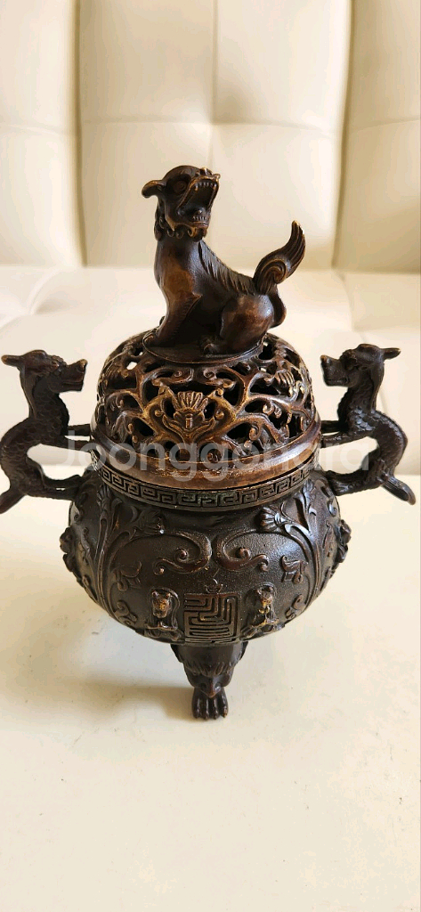 삼족 적동향로--3
