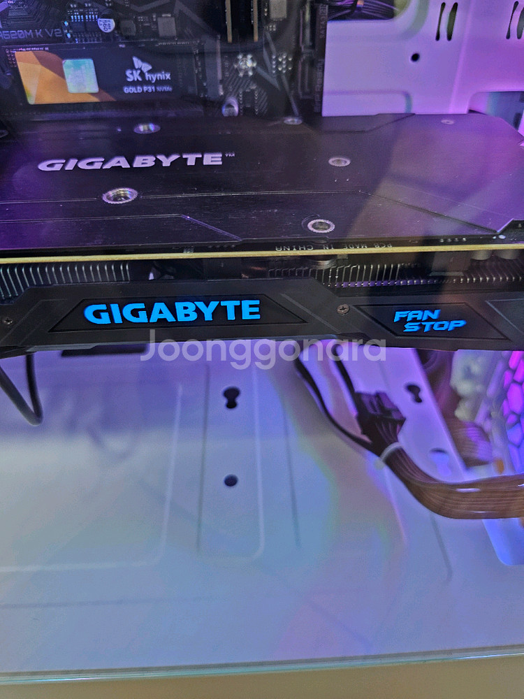 기가바이트 gtx1080 8g--4