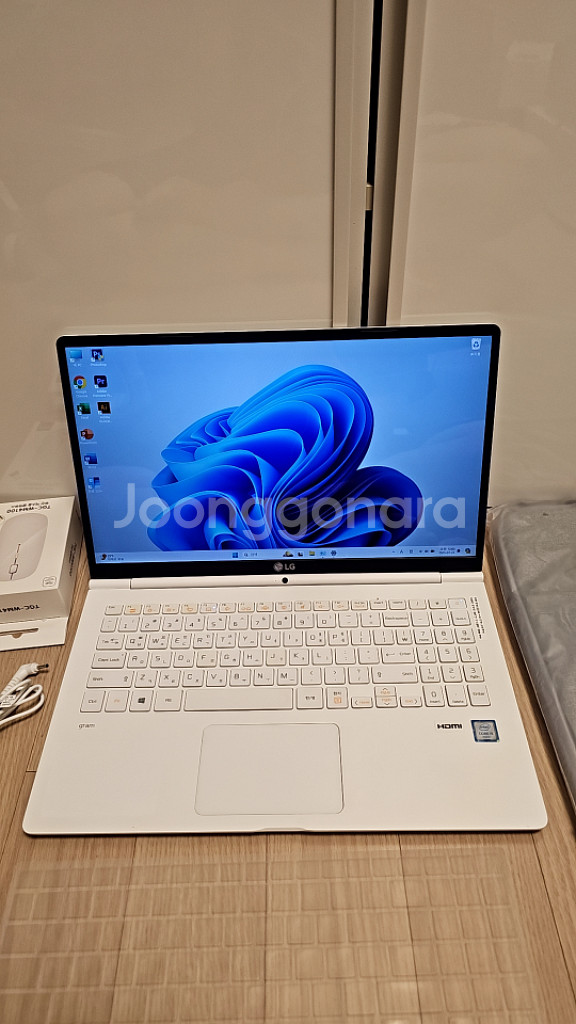 S급 LG 그램 노트북 gram 15인치 엑셀 포토샵--1