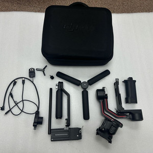 DJI Ronin RS 3 Pro 짐벌