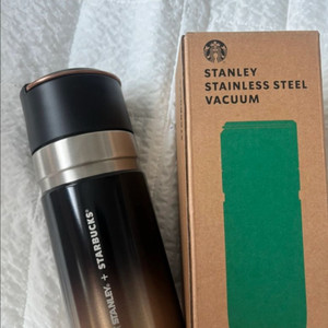 스탠리 스타벅스 텀블러 500ml