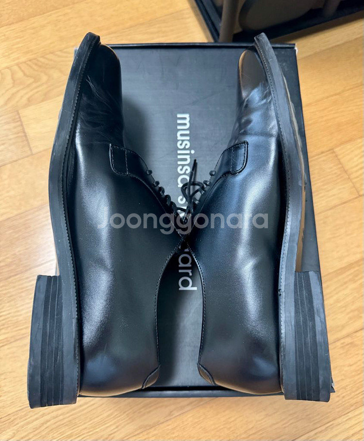 무신사스탠다드 플레인더비슈즈 255 중고 팝니다--5