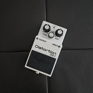 BOSS DS-1 WH 보스 디스토션 화이트 한정판