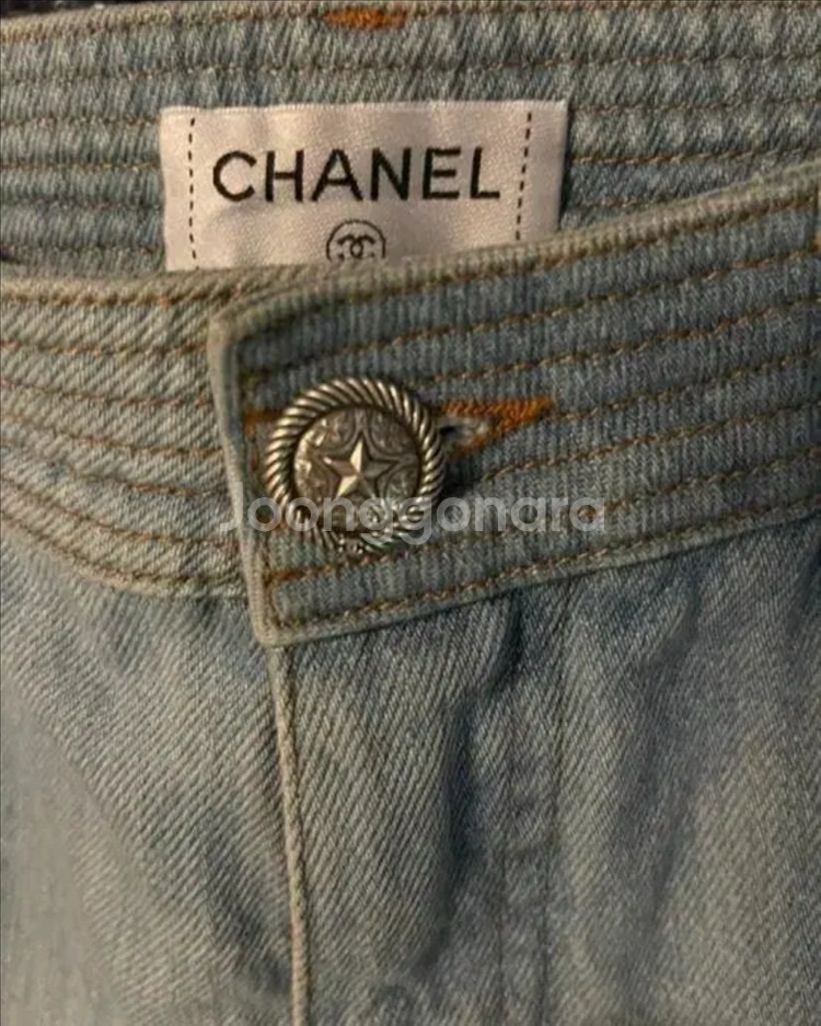 Chanel 샤넬 옆슬릿 청바지 새상품--1