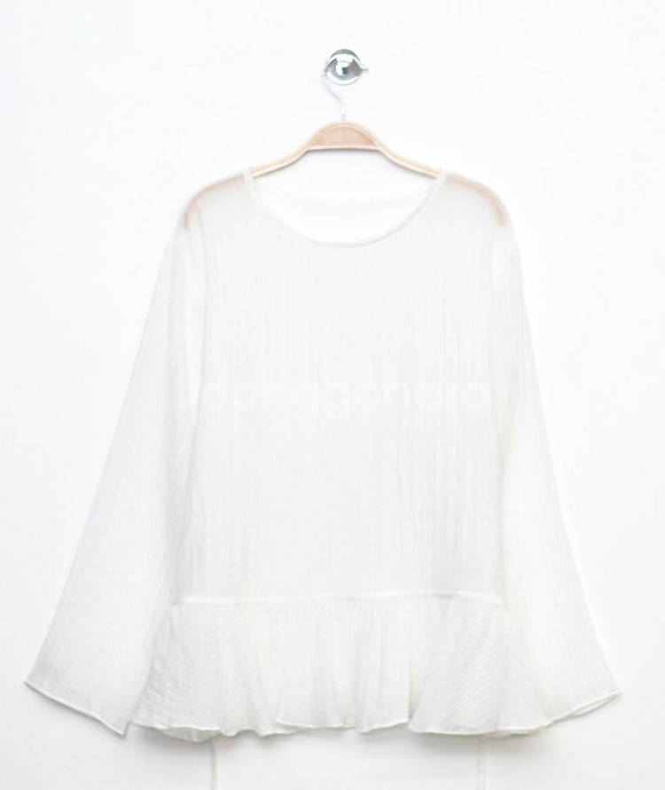 모노데일리 레던시스루프릴블라우스+먼데이퍼프반팔니트--3