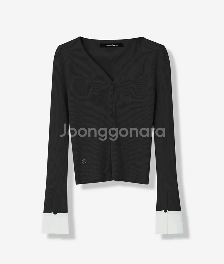 어반드레스 브이넥 버튼 니트 블루/블랙--3